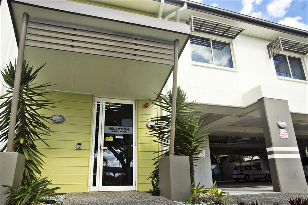 Redcliffe Motor Inn Bagian luar foto
