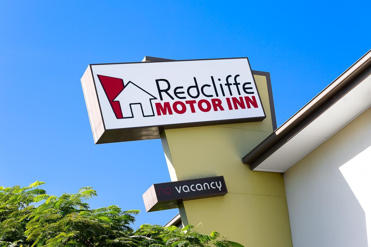 Redcliffe Motor Inn Bagian luar foto