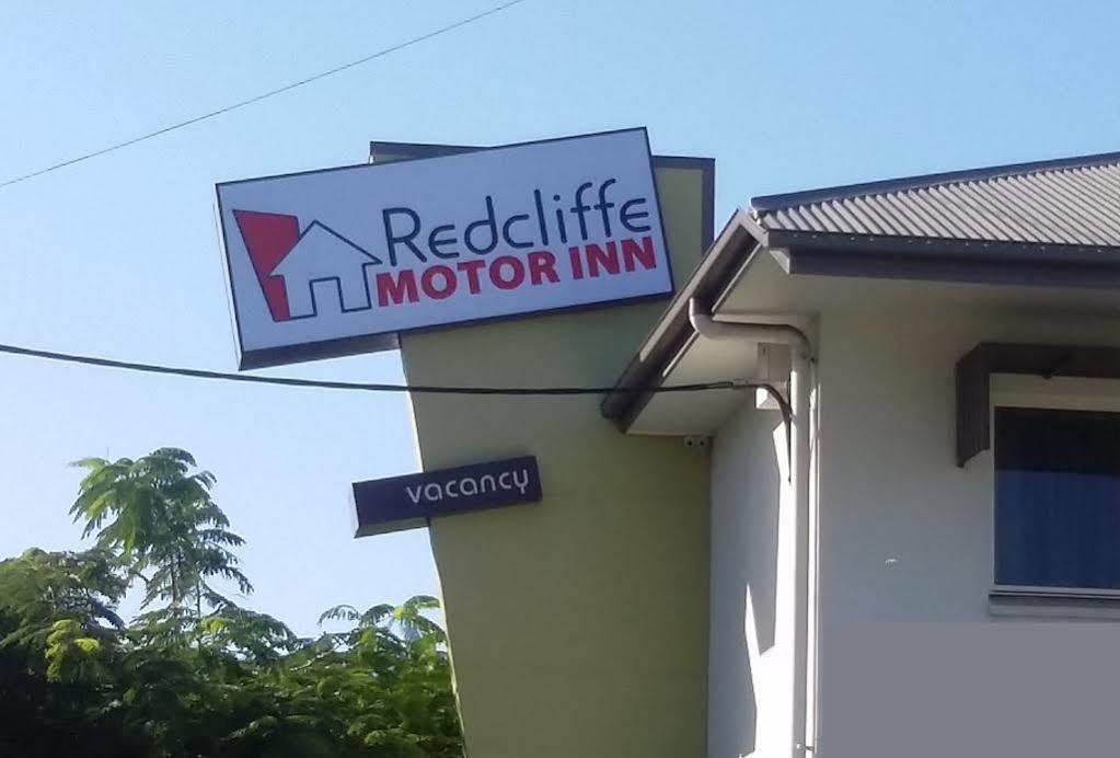 Redcliffe Motor Inn Bagian luar foto