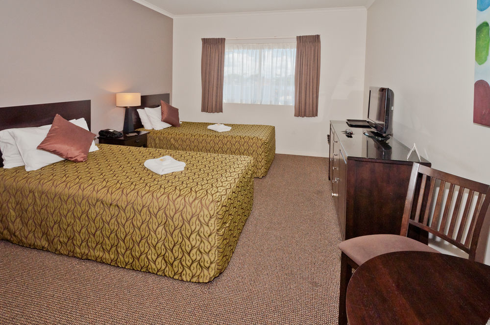 Redcliffe Motor Inn Bagian luar foto